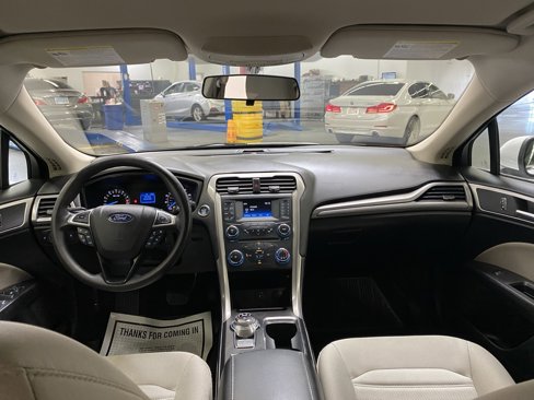 Used 2018 Ford Fusion S image 16