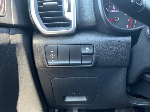 Used 2017 Kia Sportage EX image 25