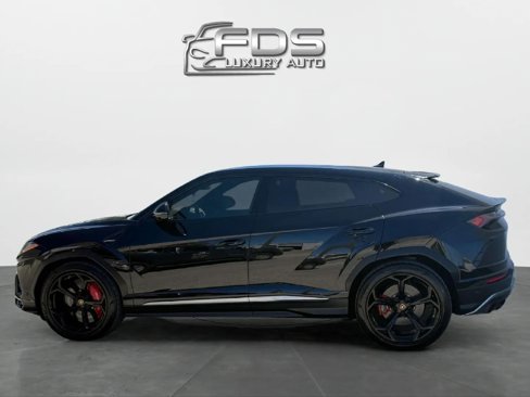 Used 2019 Lamborghini Urus image 11