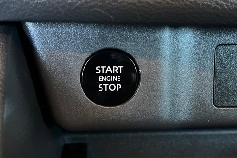 Used 2024 Nissan Rogue SV image 22