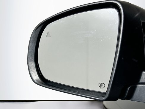 Used 2021 Jeep Cherokee Limited w/ Elite Package image 16