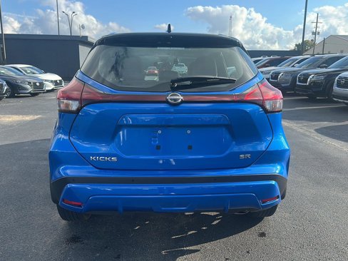 Used 2023 Nissan Kicks SR w/ SR Premium Package image 4