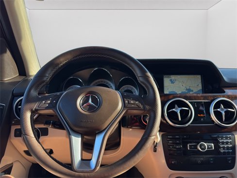 Used 2015 Mercedes-Benz GLK 350 4MATIC image 14