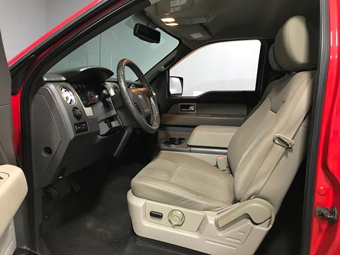 Used 2010 Ford F150 XLT image 9