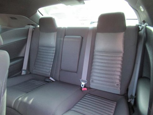 Used 2014 Dodge Challenger R/T image 23