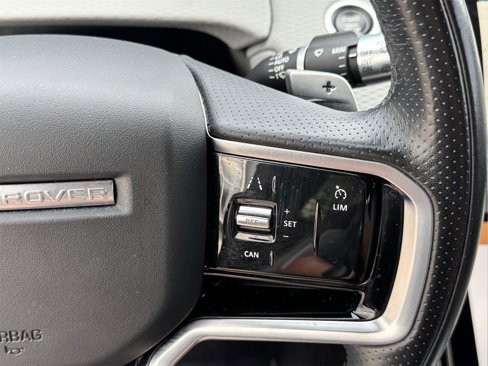 Used 2022 Land Rover Range Rover Evoque R-Dynamic S image 30