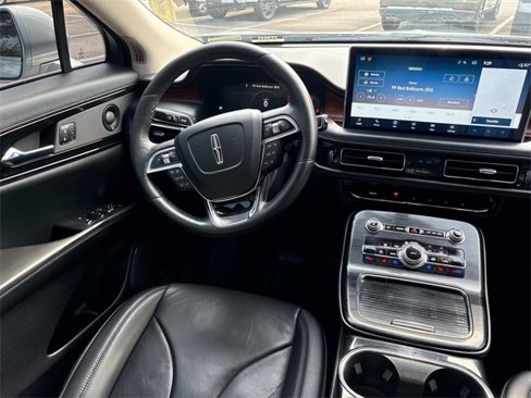 Used 2021 Lincoln Nautilus Reserve image 15