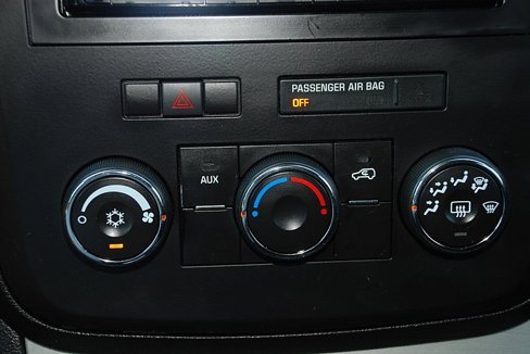 Used 2008 Saturn Outlook XE w/ Preferred Package image 14