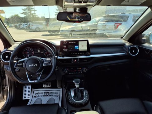Used 2024 Kia Forte GT-Line w/ GT-Line Premium Package image 17