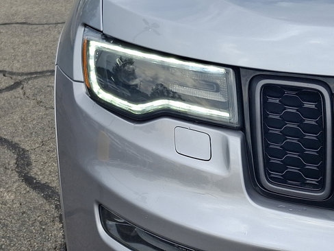 Used 2018 Jeep Grand Cherokee High Altitude image 9