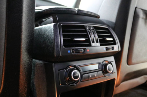 Used 2011 BMW X5 xDrive50i image 29