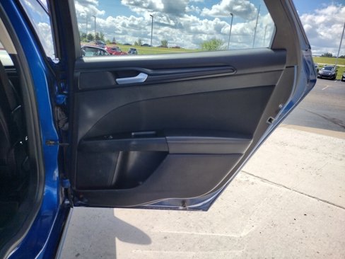 Used 2018 Ford Fusion SE w/ Equipment Group 201A image 20