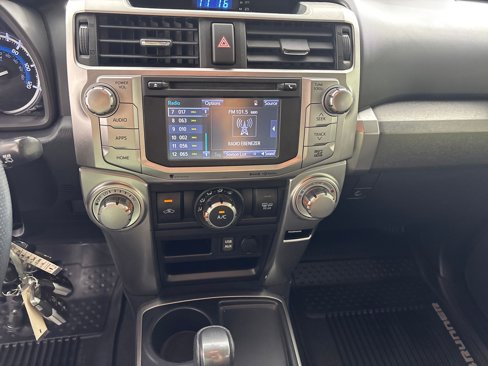 Used 2018 Toyota 4Runner SR5 Premium image 29