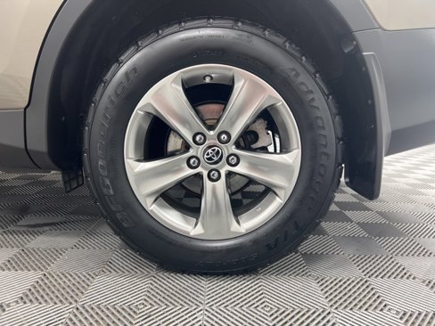 Used 2015 Toyota RAV4 XLE image 13