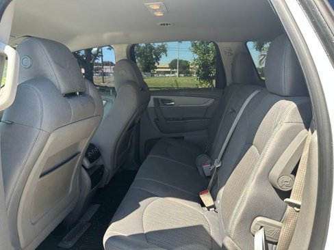 Used 2013 Chevrolet Traverse LS image 12