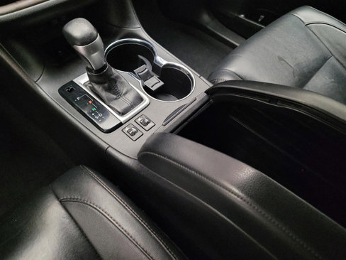 Used 2017 Toyota Highlander XLE image 26