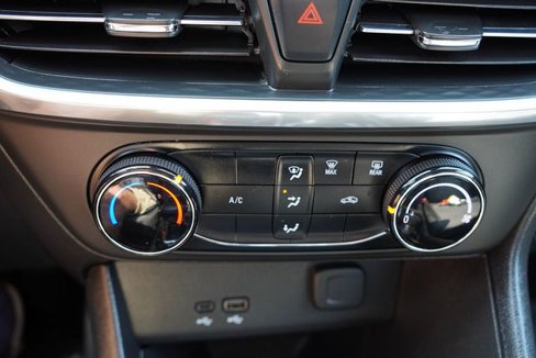 Used 2024 Buick Encore GX Preferred image 24
