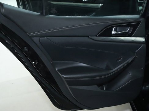 Used 2021 Nissan Maxima 3.5 SV w/ Floor Mat Group image 13