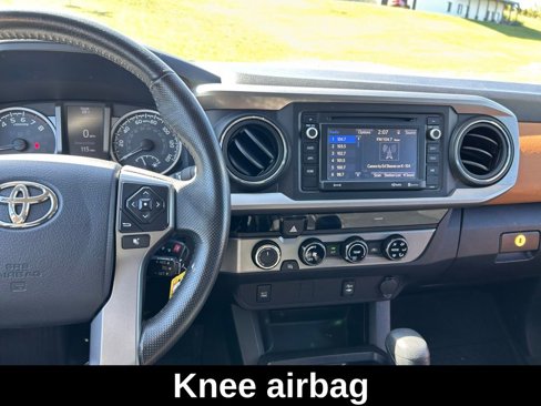 Used 2017 Toyota Tacoma SR5 image 22