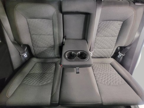 Used 2018 Chevrolet Equinox LT image 23