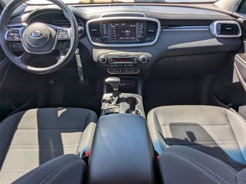 Used 2020 Kia Sorento LX w/ LX I4 Convenience Package image 16