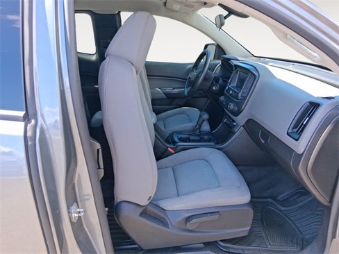 Used 2018 Chevrolet Colorado W/T image 15