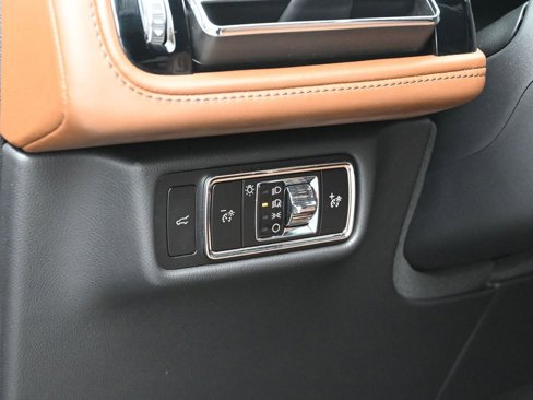Used 2023 Lincoln Aviator Reserve w/ Elements Package Plus image 15