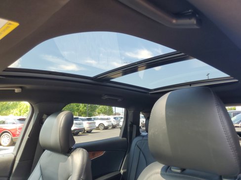 Used 2017 Lincoln MKX Reserve w/ Lincoln MKX Climate Package image 11