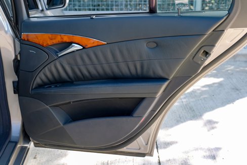 Used 2003 Mercedes-Benz E 320 Sedan image 42