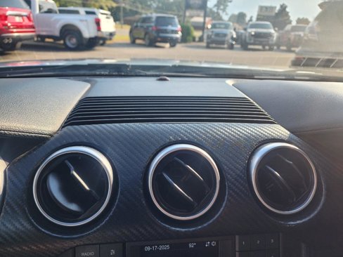 Used 2020 Ford Mustang Coupe image 18