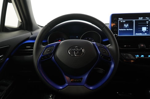 Used 2021 Toyota C-HR Limited image 13