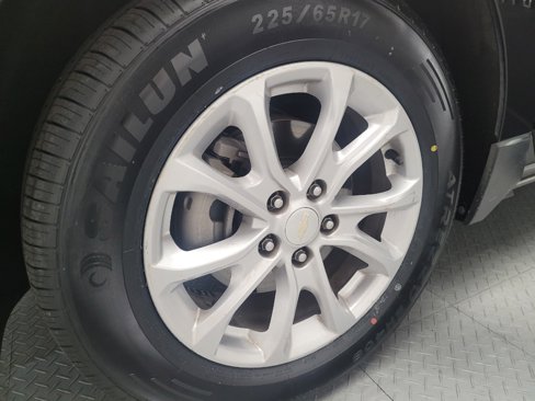 Used 2020 Chevrolet Equinox LT image 31