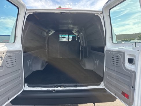 Used 2014 Ford E-350 and Econoline 350 Extended Super Duty image 11