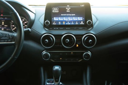 Used 2022 Nissan Sentra SV image 25