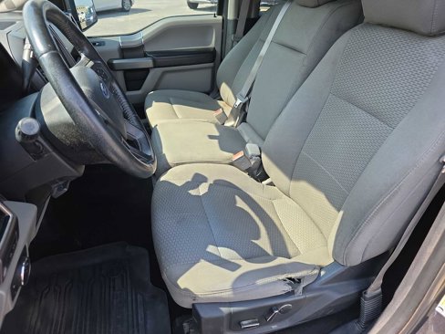 Used 2018 Ford F150 XLT w/ Equipment Group 302A Luxury image 19