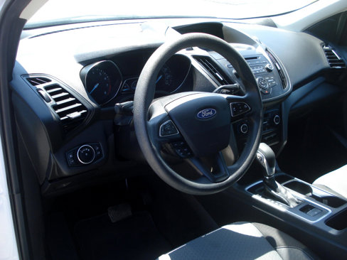 Used 2018 Ford Escape SE image 19