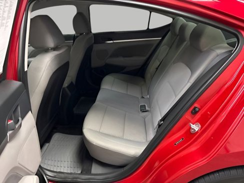 Used 2020 Hyundai Elantra SEL image 23