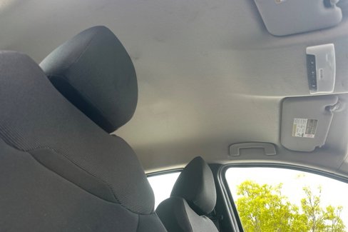 Used 2025 Nissan Kicks S w/ Charging Package image 18