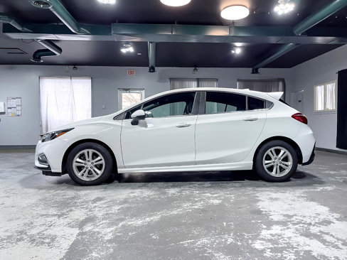 Used 2017 Chevrolet Cruze LT w/ Sun And Sound Package image 5
