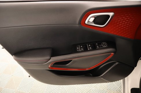 Used 2024 Kia Soul GT-Line image 16