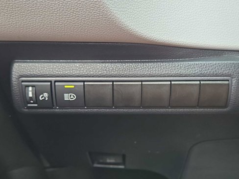 Used 2024 Toyota Corolla SE image 19