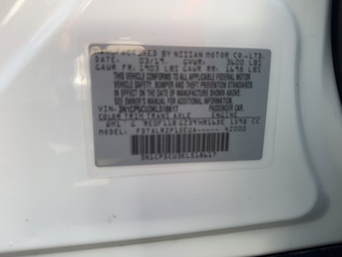 Used 2019 Nissan Kicks S image 10