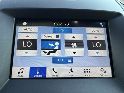 Used 2017 Ford Edge Titanium w/ Technology Package image 31