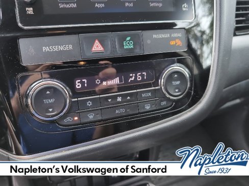 Used 2018 Mitsubishi Outlander SEL image 15