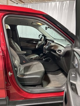 Used 2021 Chevrolet TrailBlazer LS image 18