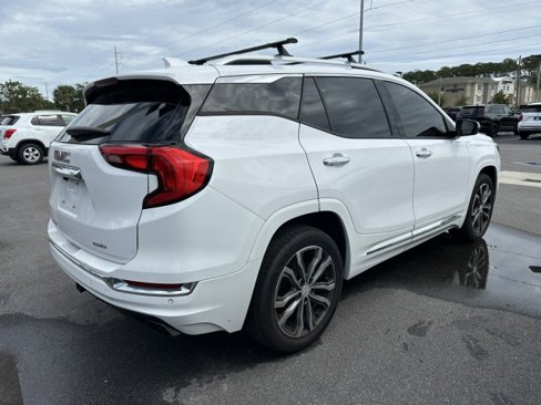 Used 2018 GMC Terrain Denali w/ Advanced Safety Package image 5
