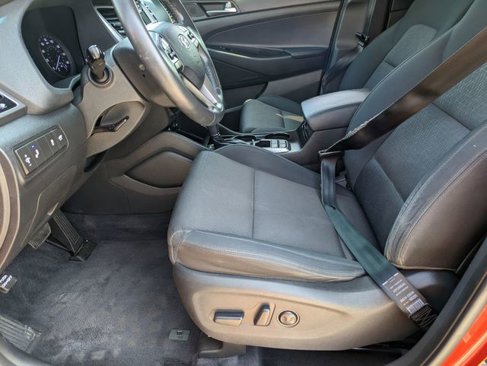 Used 2017 Hyundai Tucson Sport image 14