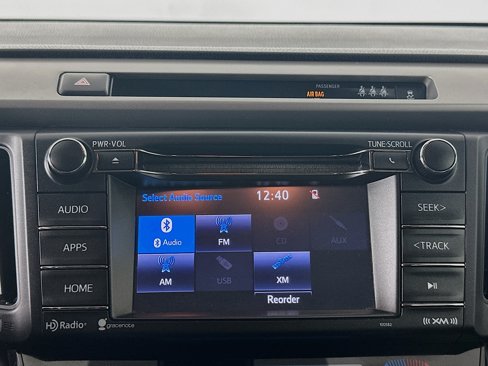 Used 2017 Toyota RAV4 XLE image 19
