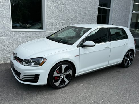 Used 2017 Volkswagen GTI S image 2
