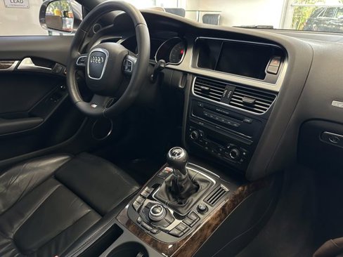 Used 2009 Audi S5 4.2 image 36